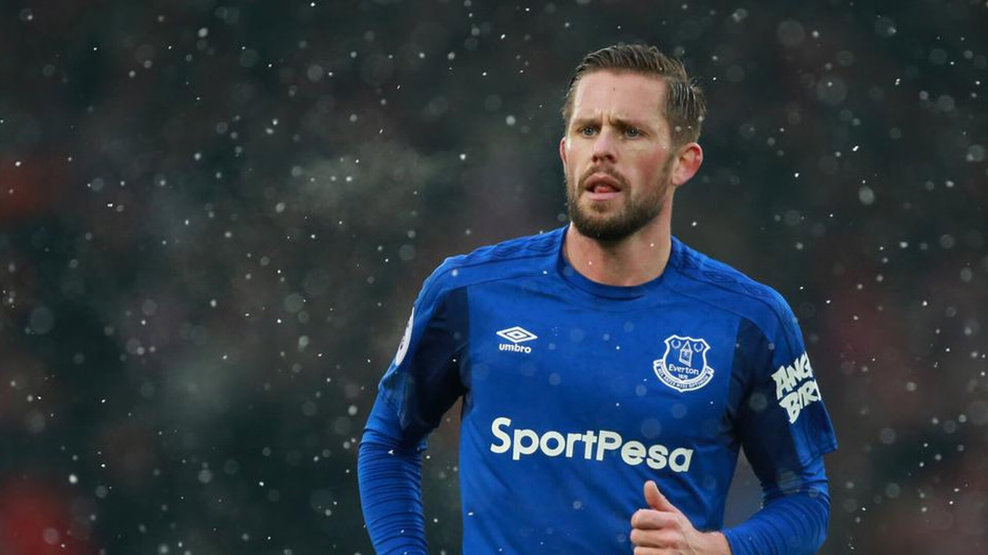 赛道与球场，当F1街道赛的极速遇上山西队的节奏掌控