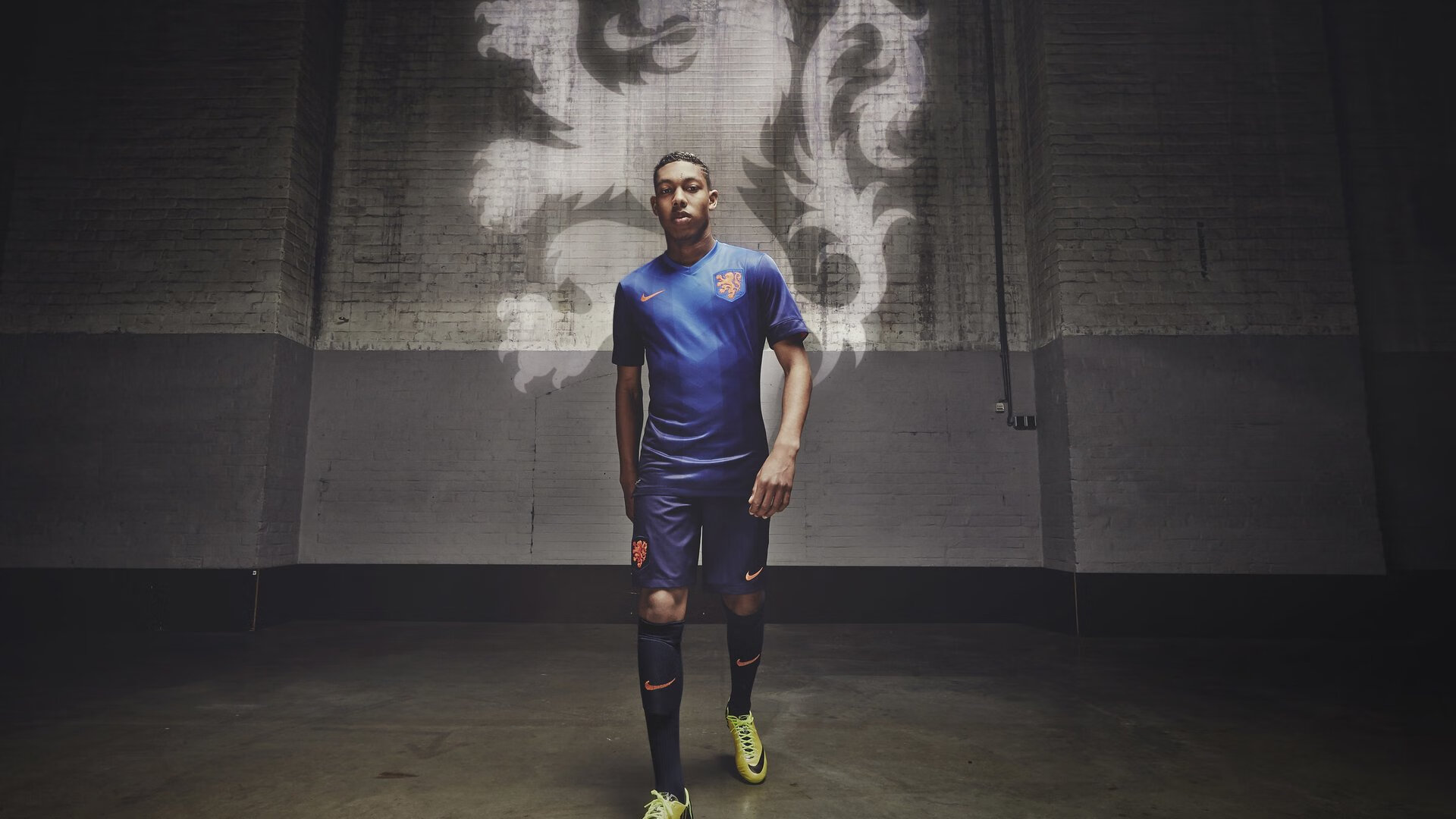 开云体育-深圳队逆转湖人，范弗利特刷新纪录之夜，篮球世界的新版图