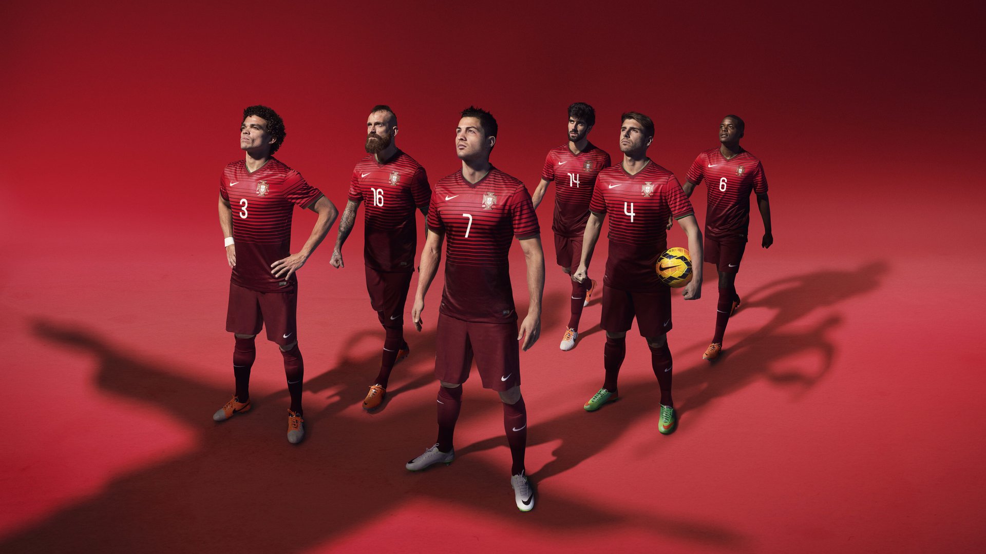 开云体育在线-北欧风暴席卷巴黎，安赛龙完美统治，丹麦队完胜法国队